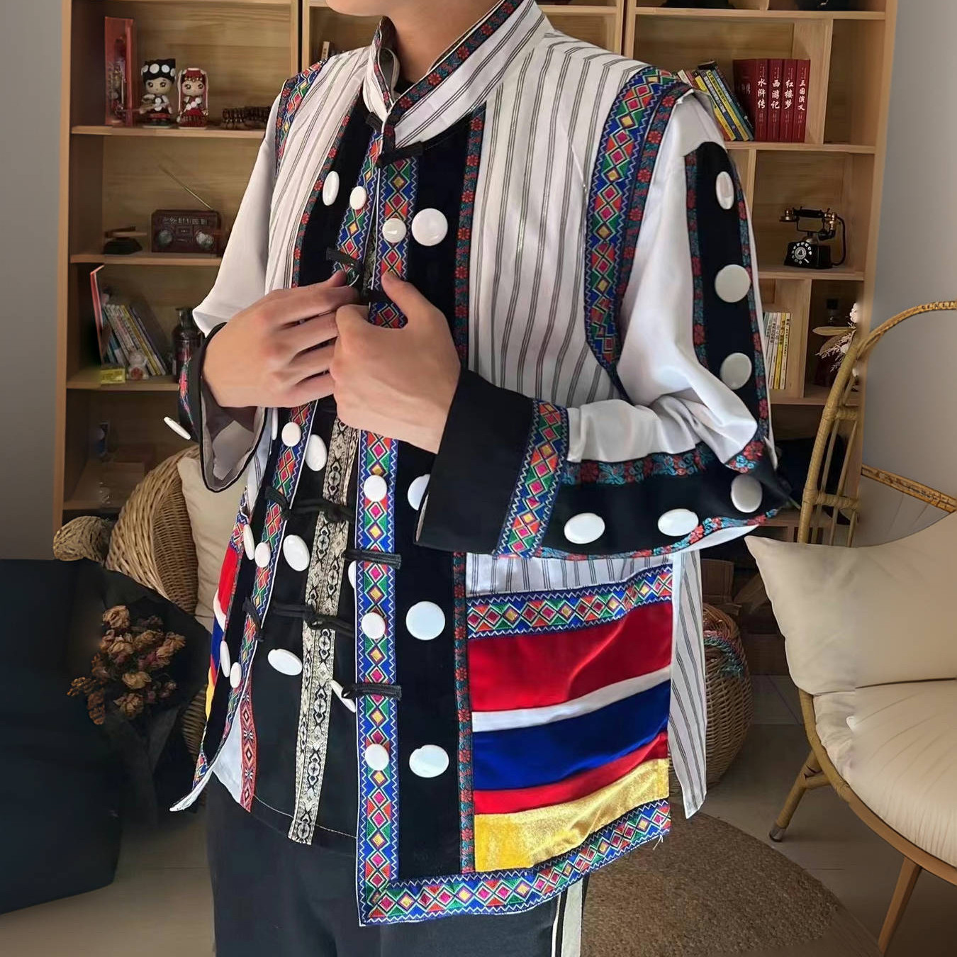 傈僳族服装男装 套装 麻布 私人高端定制版 民族服装服饰批发