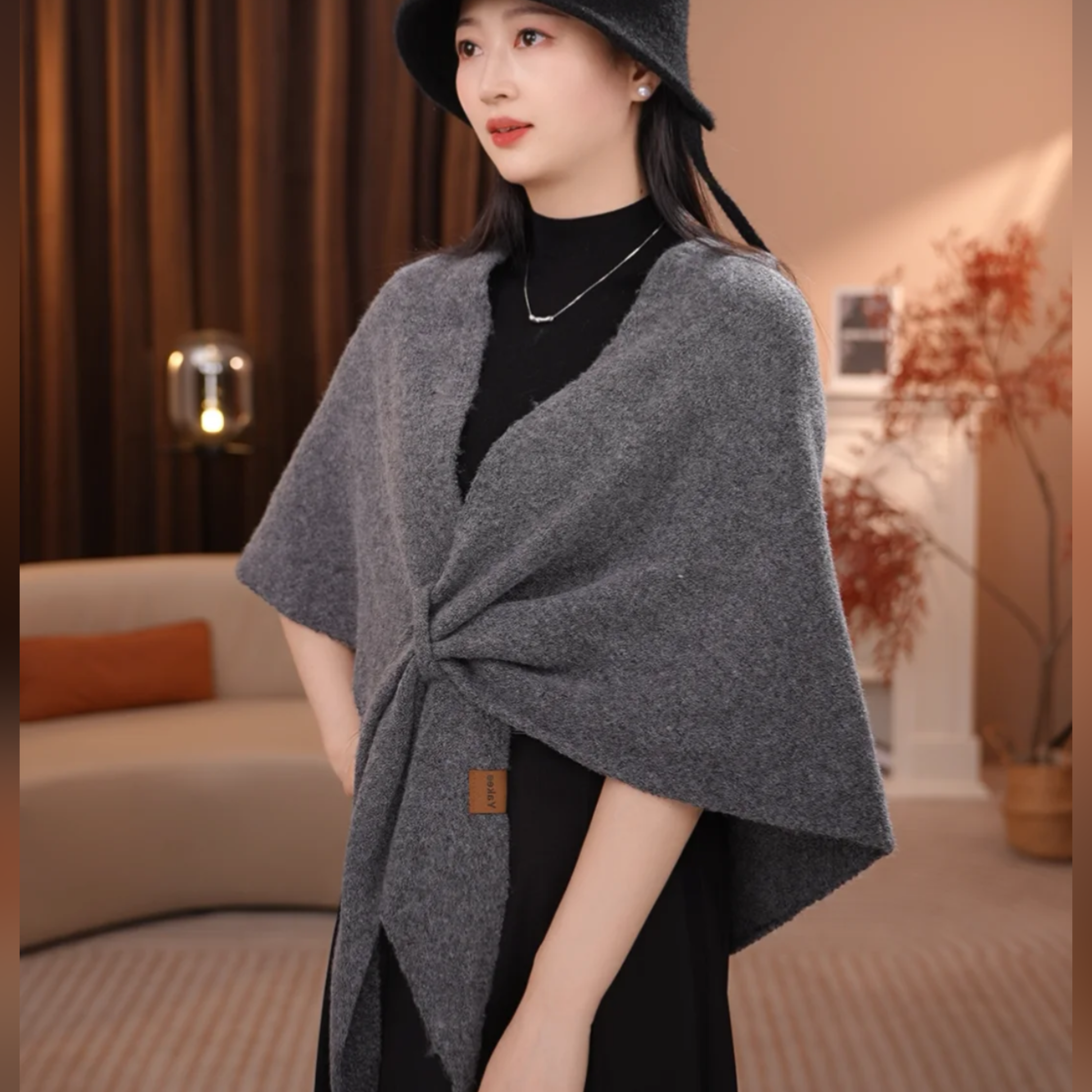 秋冬新款含羊毛三角围巾披肩韩版女护颈百搭大披肩时尚气质纯色女