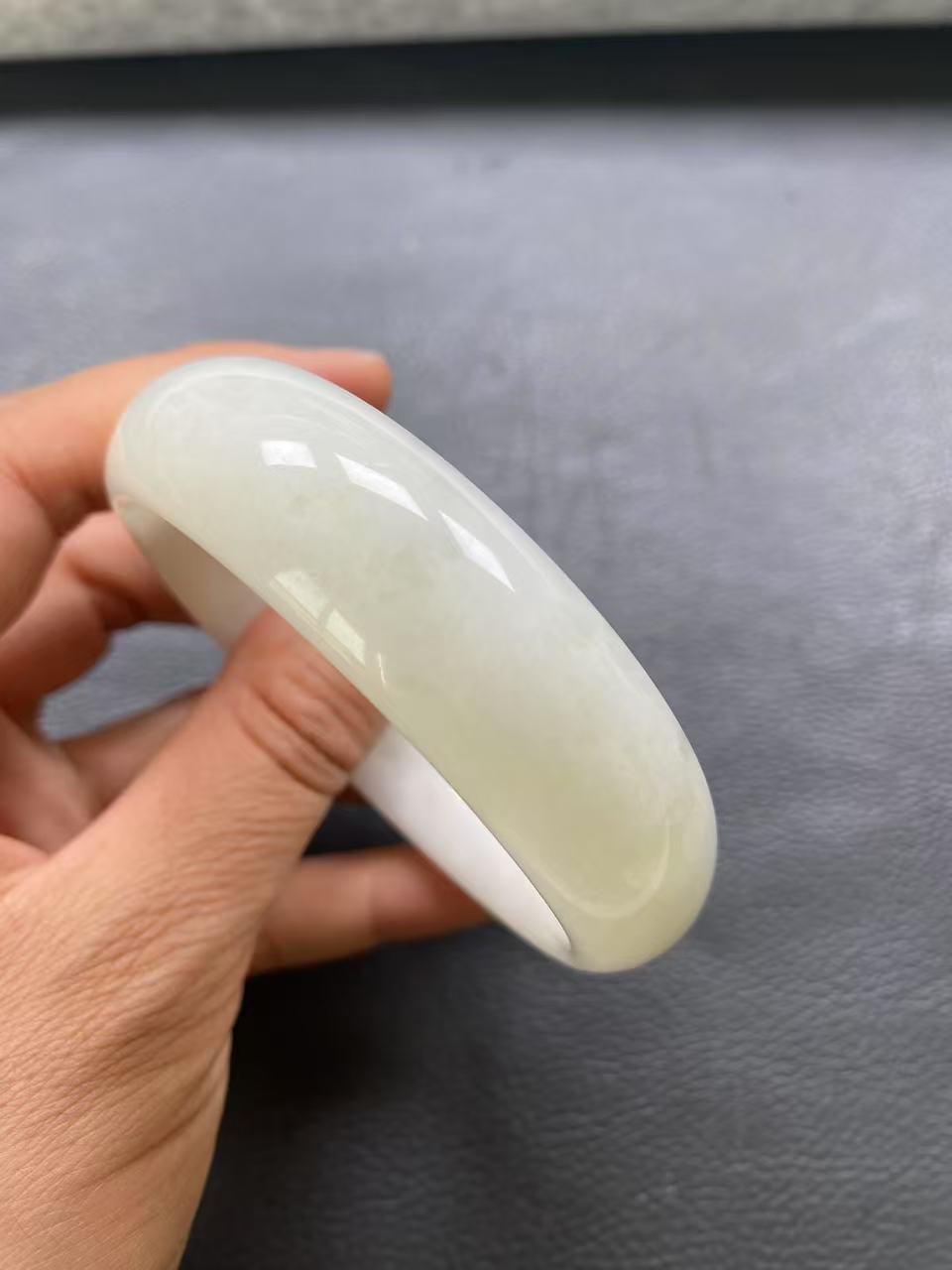 兵马俑同款陕西西安活玉加宽版蓝田玉手镯  天然正品玉镯子送证书