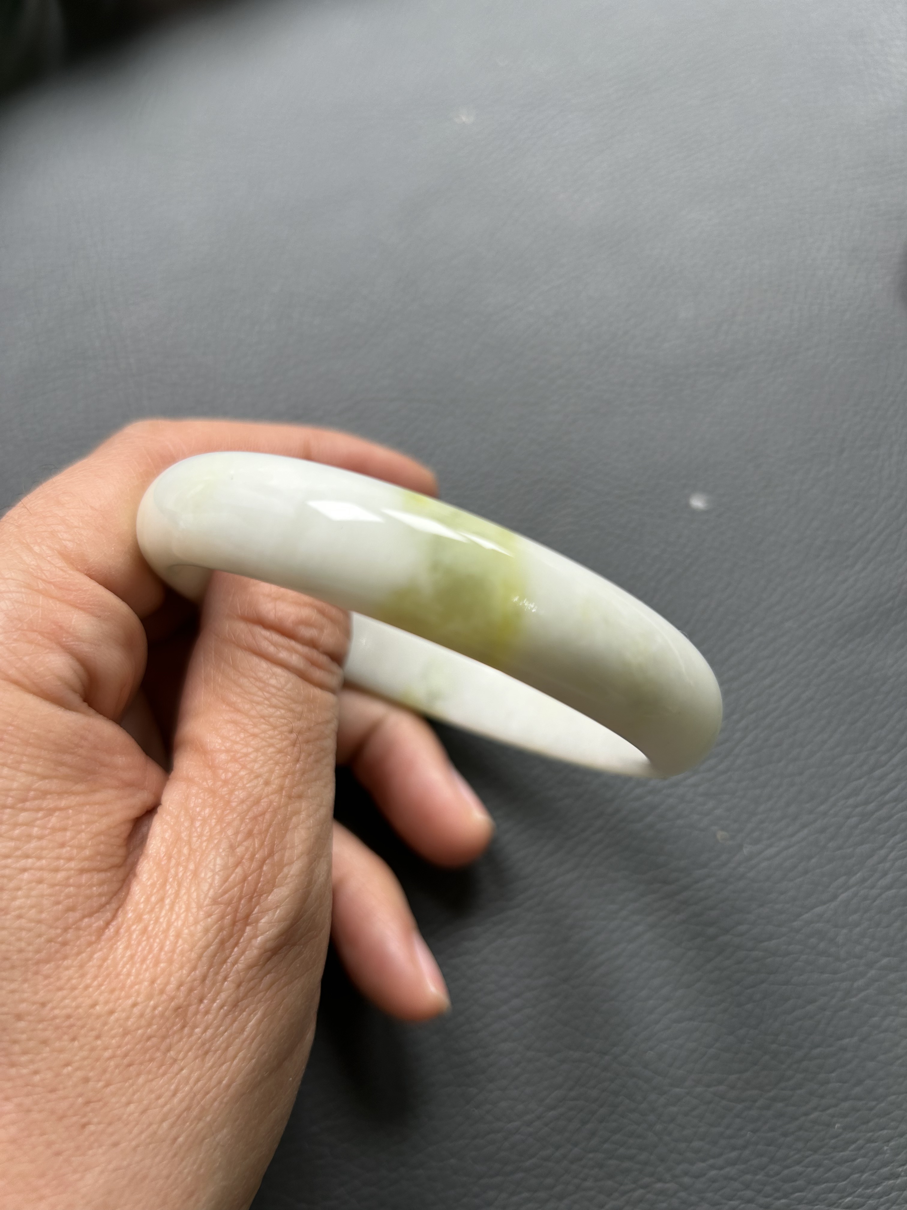 60陕西西安蓝田玉手镯  天然正品老坑料子蓝田玉老翠手镯带证书