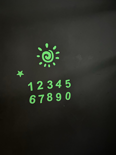 星星夜光贴纸开关标识儿童房墙面创意装饰荧光贴画卧室发光墙贴