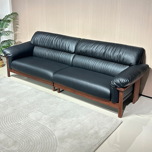 现代简约实木沙发客厅家用真皮羽绒沙发小户型直排四人位2026新款