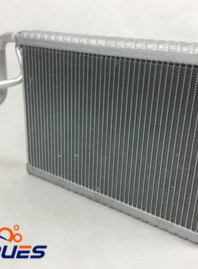 适用奔驰C级E级蒸发箱W204W212空调C180C200蒸发器芯E300E260箱