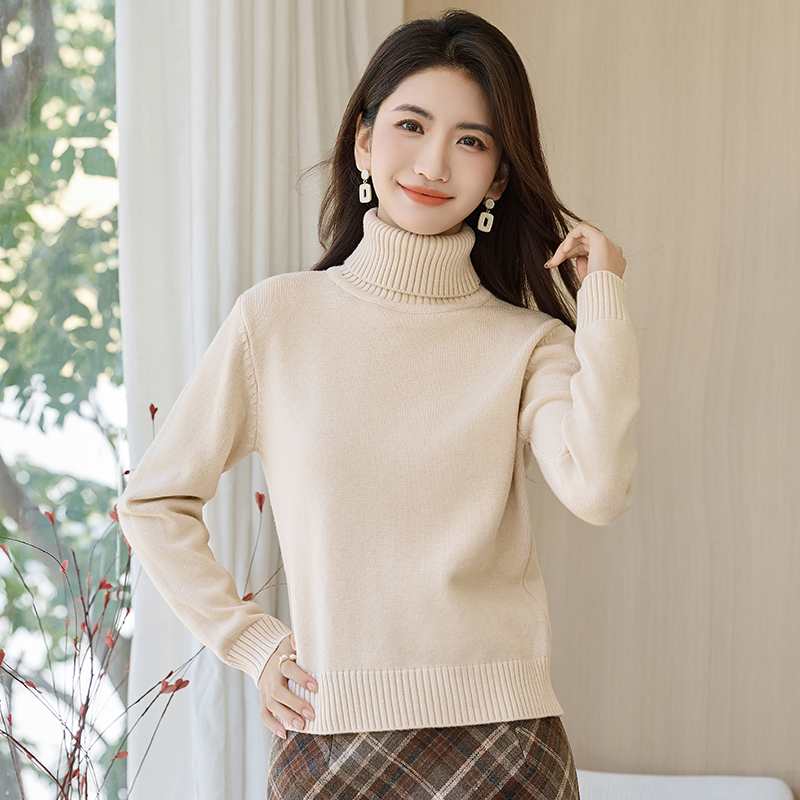 高领短款毛衣女2025新款冬季加厚