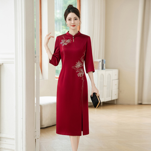 正品 婚礼服敬酒服 醋酸段妈妈婚宴礼服气质年轻妈妈红色旗袍新中式