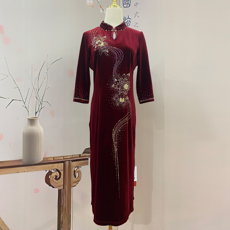 新款复古风高贵长裙婚礼秋冬保暖