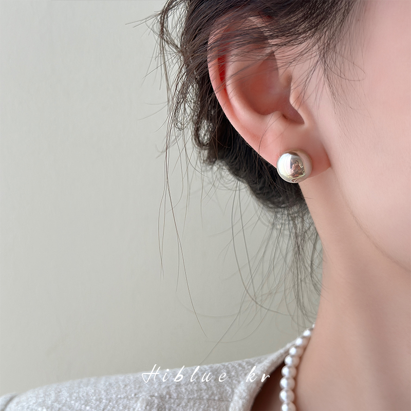 扁圆珍珠耳钉轻奢高级感