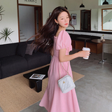 粉红色