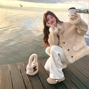 浙宝113，杭州浙宝服装城-网红风B馆1楼113