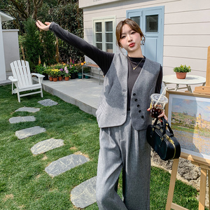 设计感灰色西装马甲套装女2025春季新款轻熟风打底衫阔腿裤三件套图片