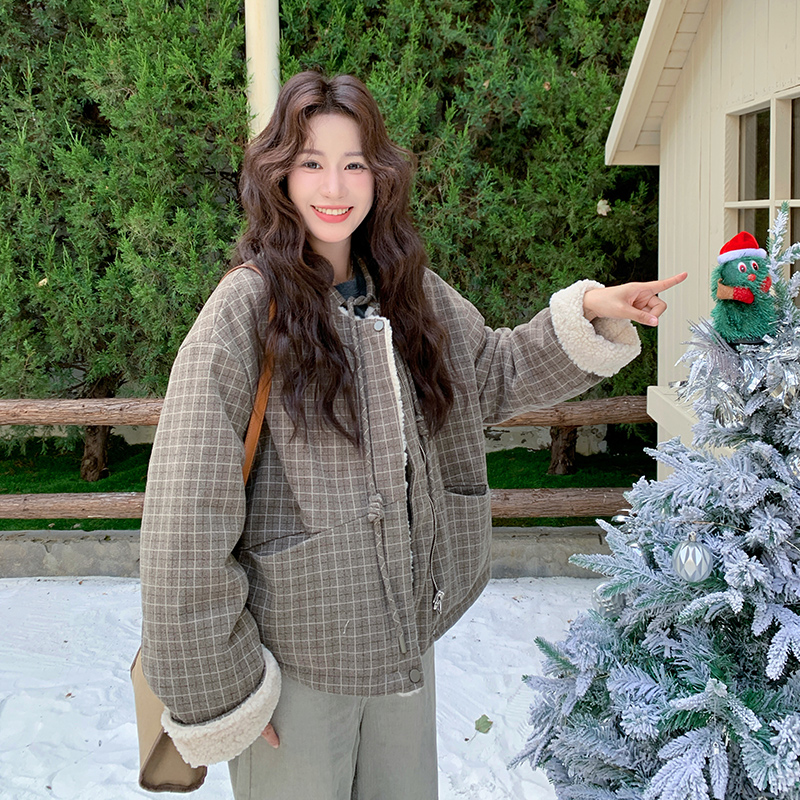 【首发现货】两面穿格子羊羔毛皮毛一体 C62-P195-K278