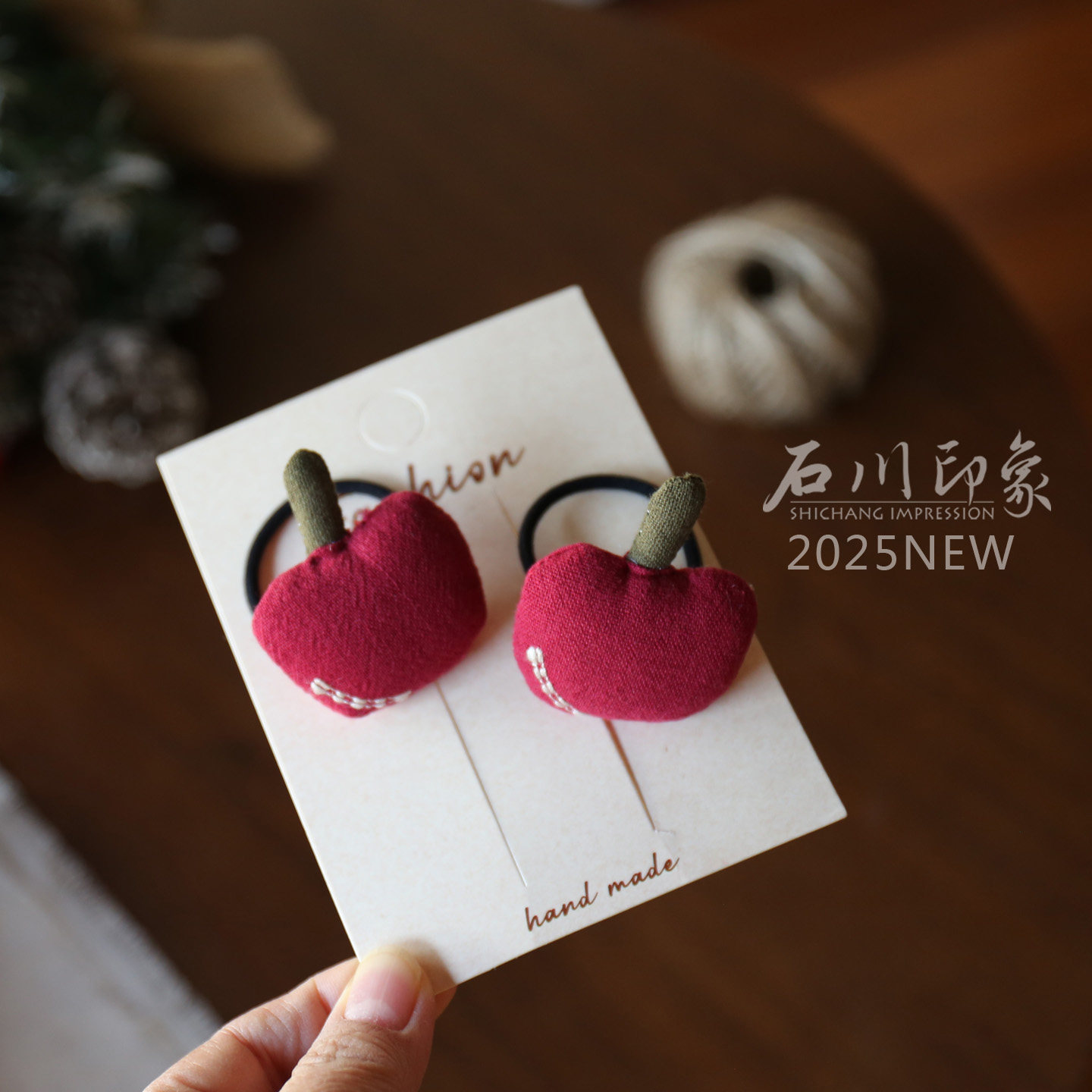 圣诞节红色儿童发饰可爱布艺苹果蝴蝶结女孩发圈双马尾头绳不伤发,童装/婴儿装/亲子装,发饰,淘宝优惠券,粉丝福利购,淘宝优惠卷