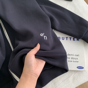 冬季显白复古加绒连帽卫衣外套女洋气百搭宽松显瘦插肩袖拉链开衫