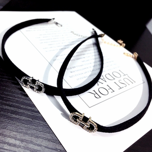 黑色网红款项链字母锁骨链