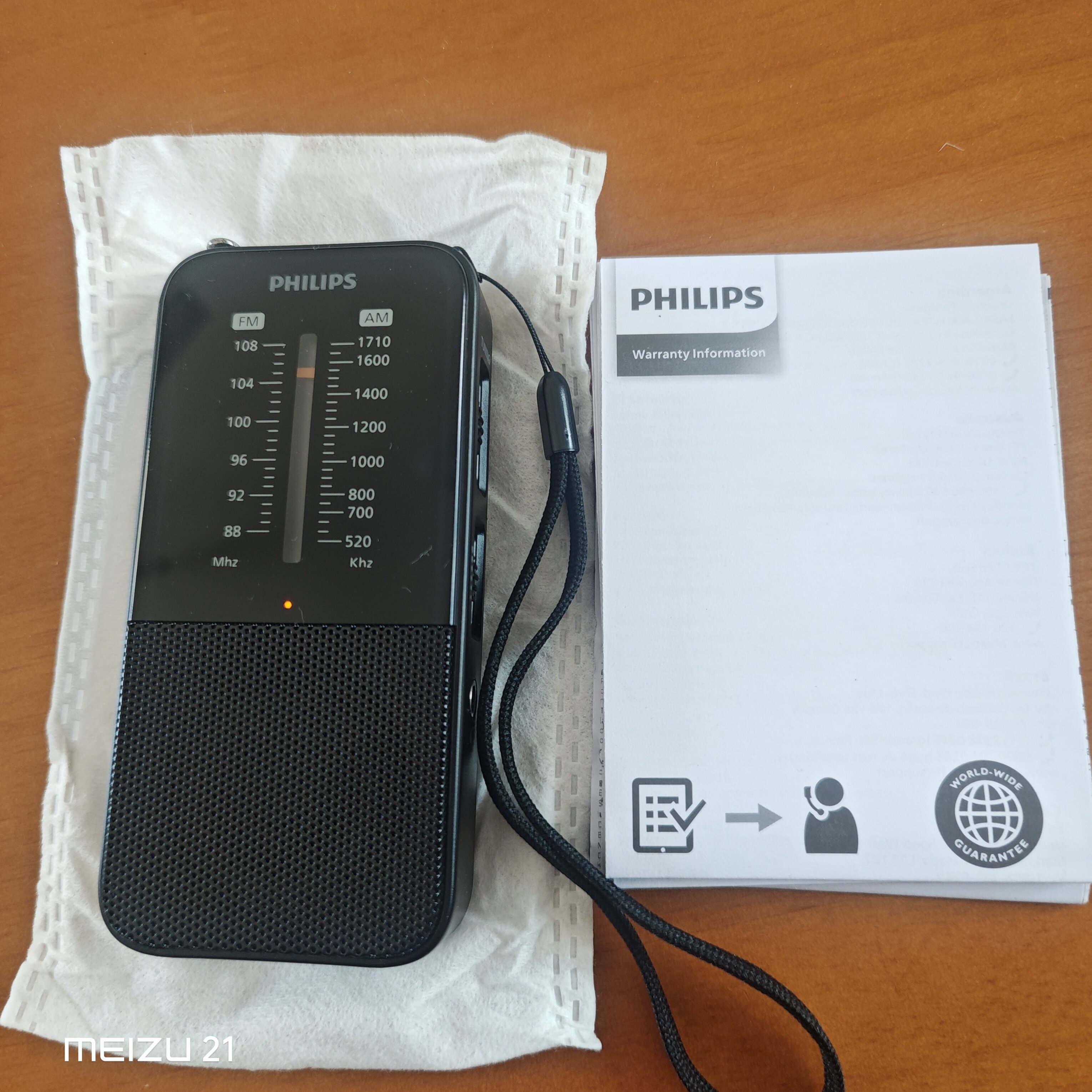 PHILIPS 便携式 AM FM 收音机TAR1509,电池供电,调谐灯, 现货