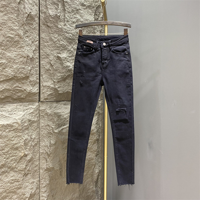 修身显瘦黑色破洞紧身铅笔裤子