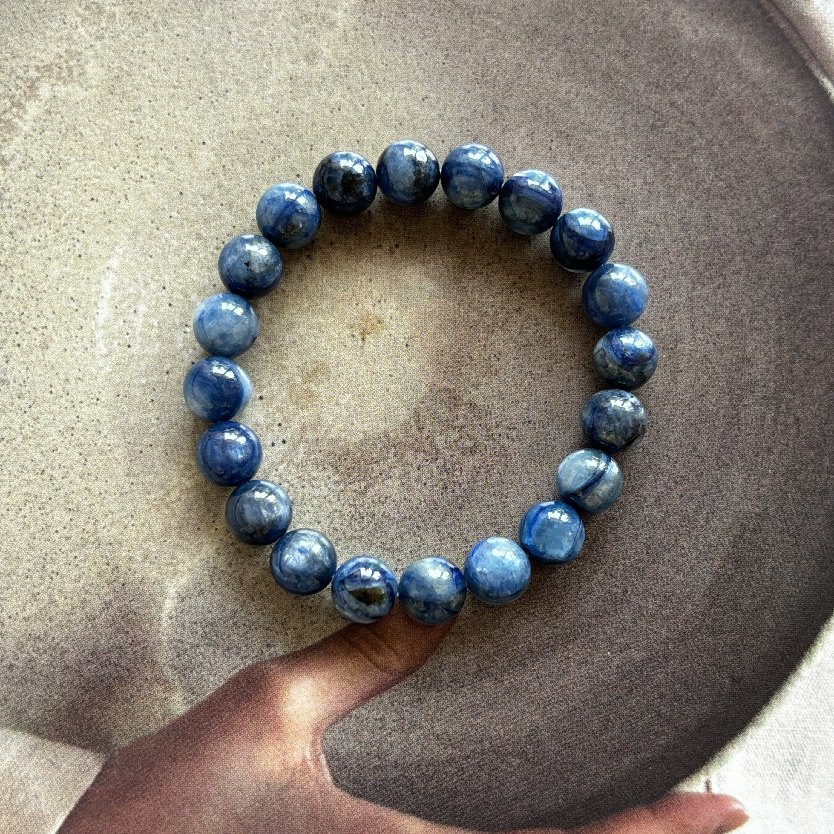 蓝花若榴色 天然蓝晶石老矿料蓝绒晶猫眼蓝色水晶自制手链手串