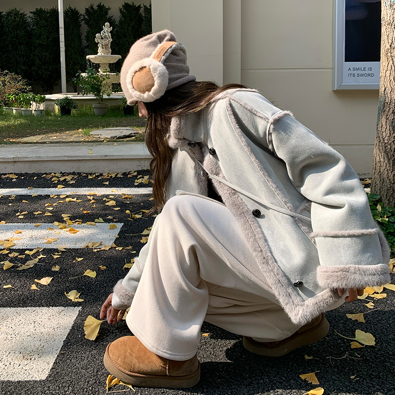 现货皮毛一体羊羔毛配包包297-1030-P195-K288，女装短外套，艾艾淮淮