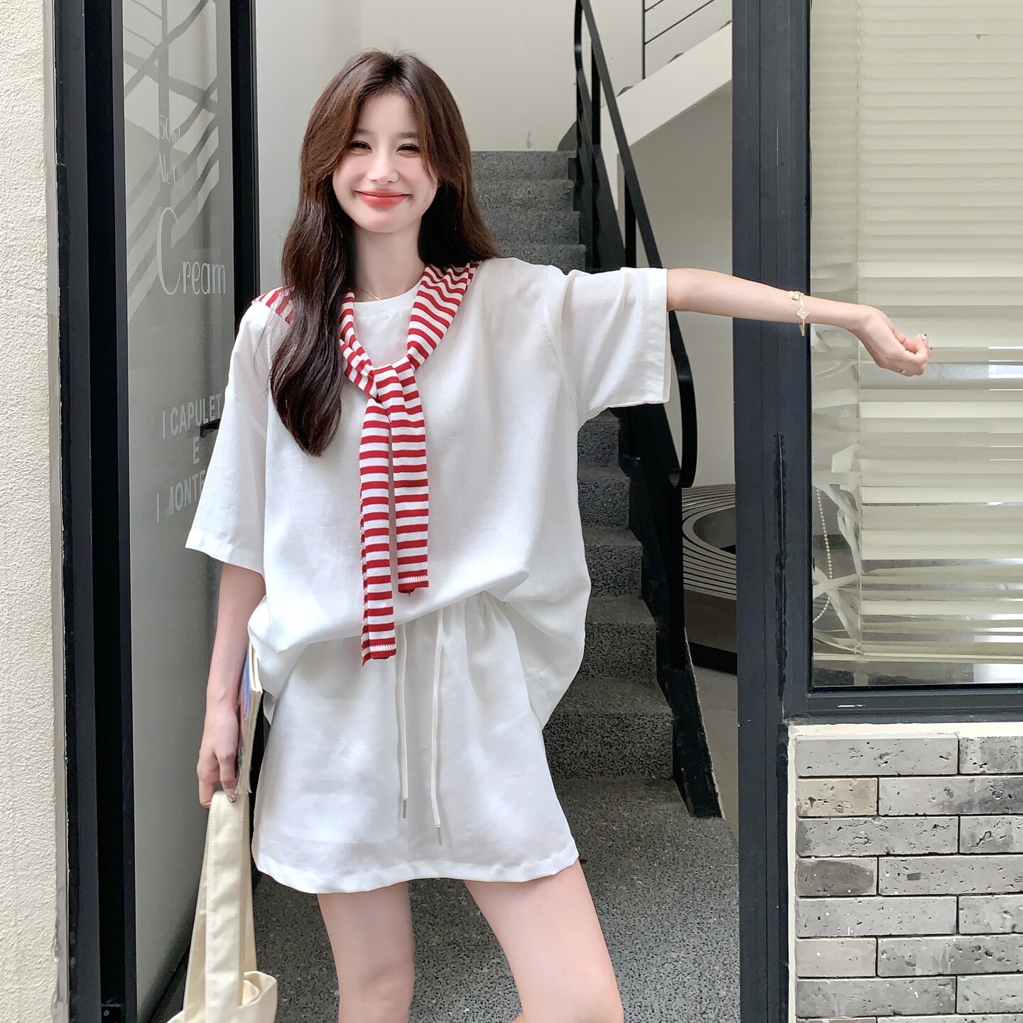 韩系穿搭一整套女2025夏季新款条纹披肩短袖T恤松紧腰短裙两件套,女装套装/套裙,艾艾淮淮