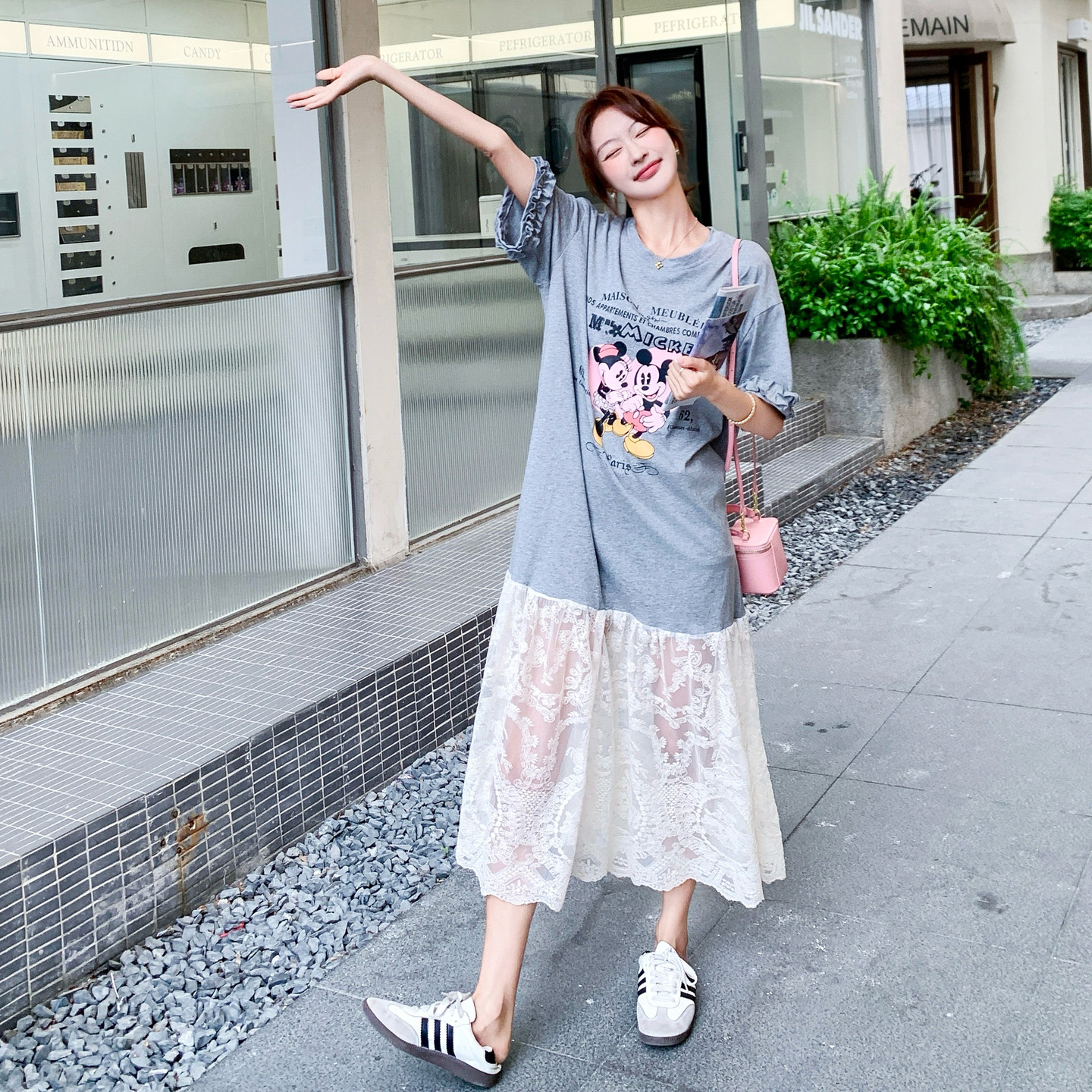 灰色韩系休闲减龄卡通印花连衣裙女夏新款显瘦蕾丝拼接花边T恤裙,女装连衣裙,艾艾淮淮