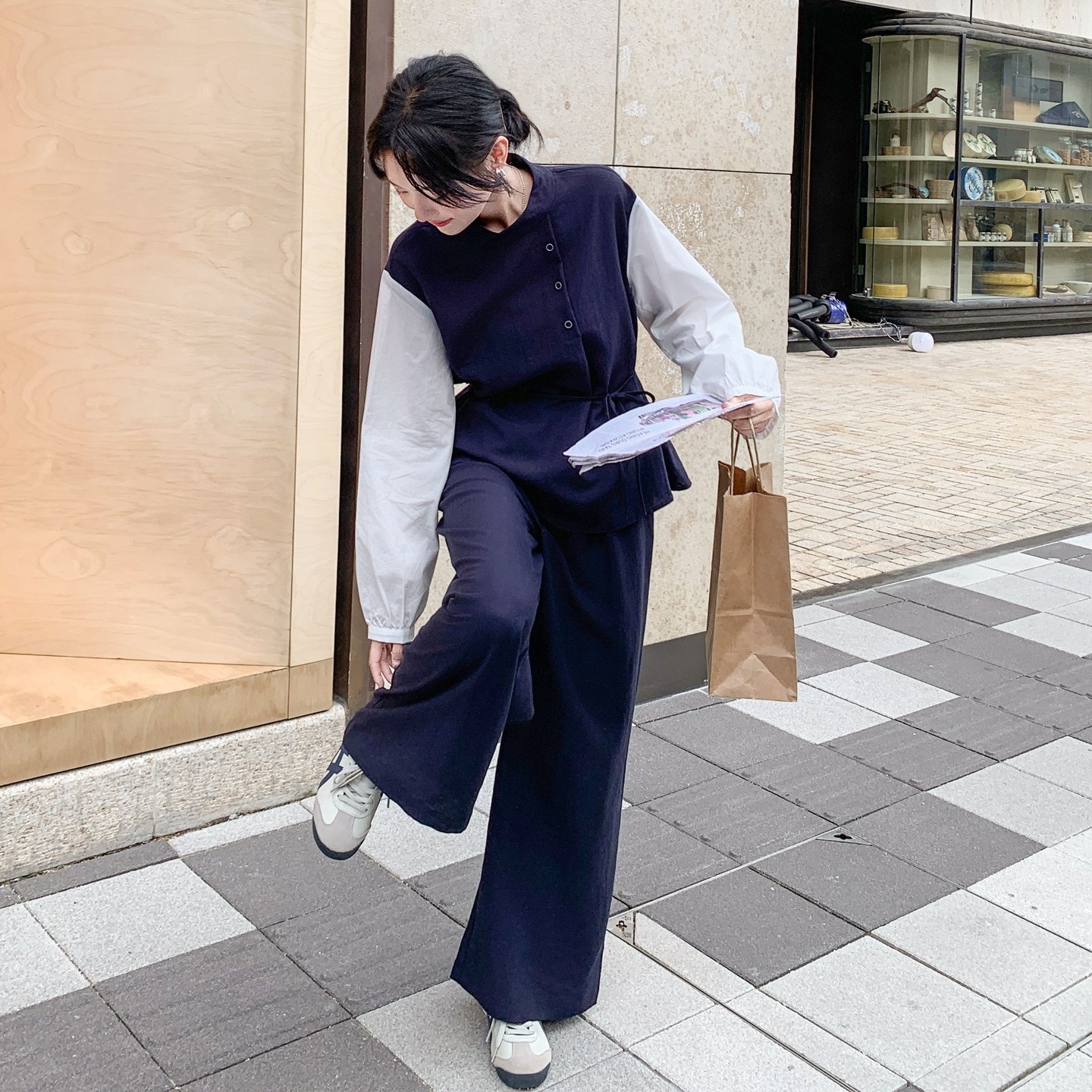 2025秋季新款深蓝色设计感拼接上衣淡人套装女宽松阔腿长裤两件套，女装套装/套裙，艾艾淮淮