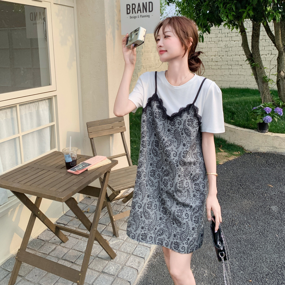 设计感超好看蕾丝拼接印花连衣裙女夏韩系学院风小个子减龄T恤裙图片