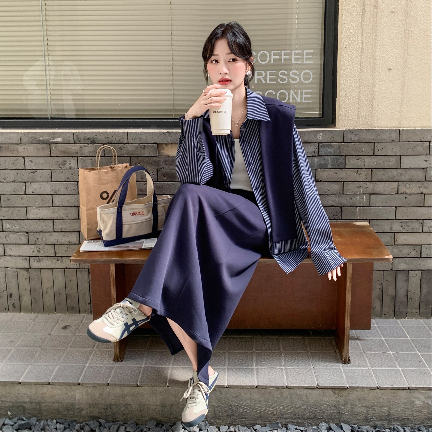 藏青色条纹学院风长袖衬衫套装女2025春秋季新款显瘦半身裙两件套,女装套装/套裙,艾艾淮淮