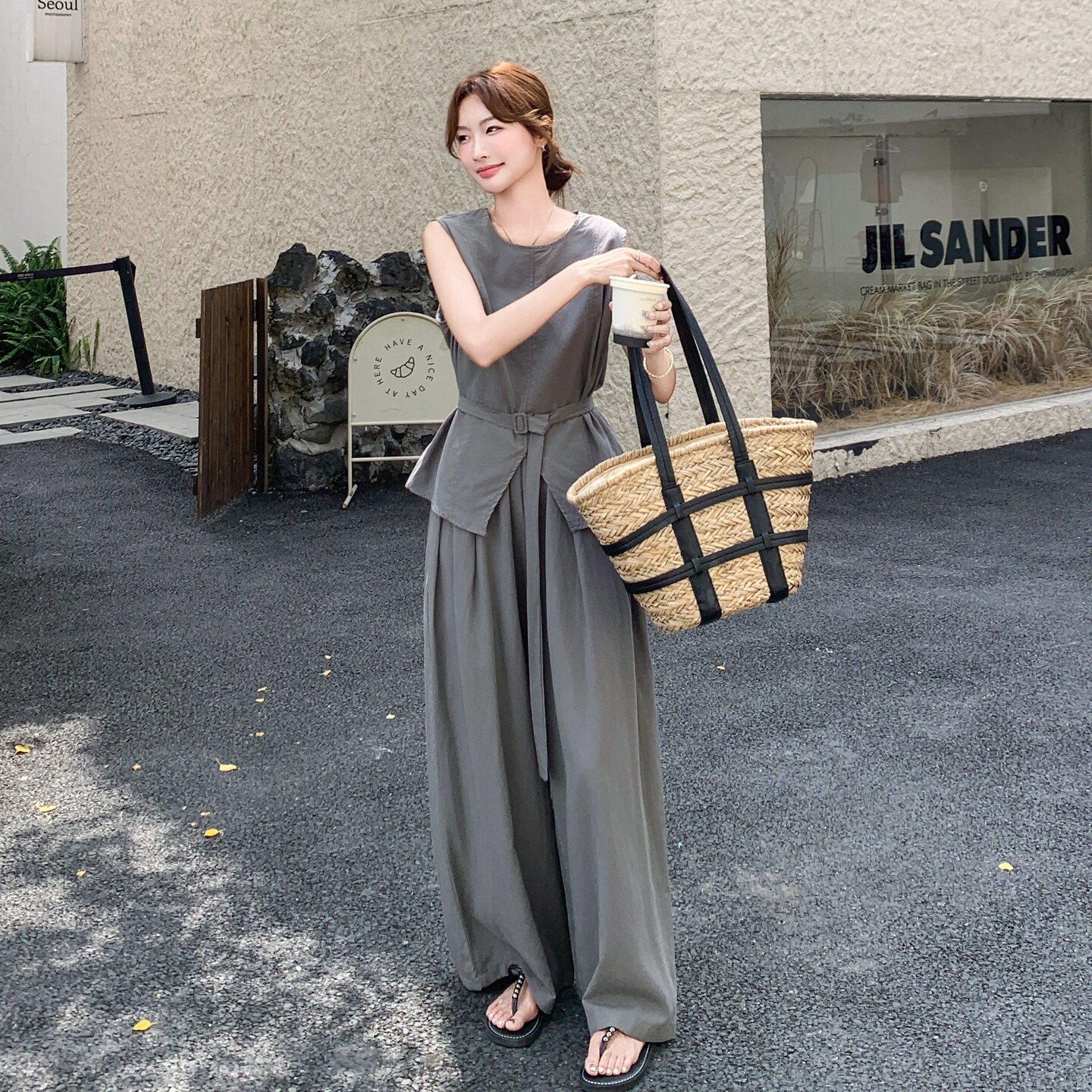 灰色御姐风薄款无袖上衣阔腿裤套装两件套女夏韩系穿搭一整套减龄,女装套装/套裙,艾艾淮淮