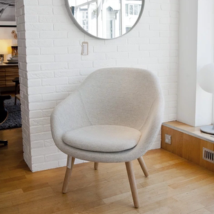 实木凳 About chair现代设计款 lounge 酒店咖啡厅会客休闲单椅