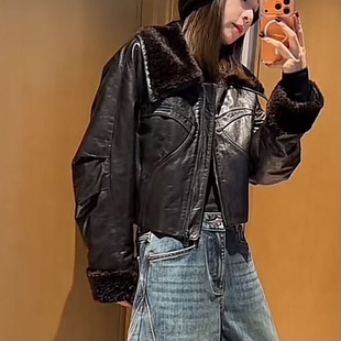 黑色真皮羽绒外套毛领皮衣女短款拉链皮夹克GaoJi感鹅绒上衣