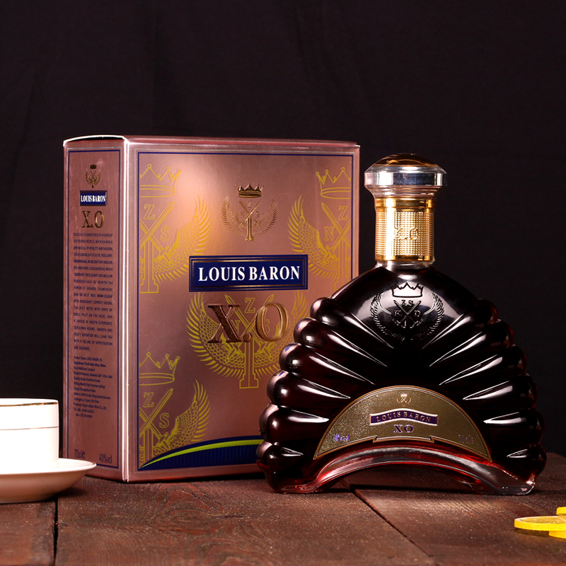 ¡¾ÈÈÏúÍÆ¼ö¡¿ÕýÆ·Ñó¾ÆXO°×À¼µØ·¨¹ú½ø¿ÚÀ¶¾ô°×À¼µØxoÀñºÐ×°700ml