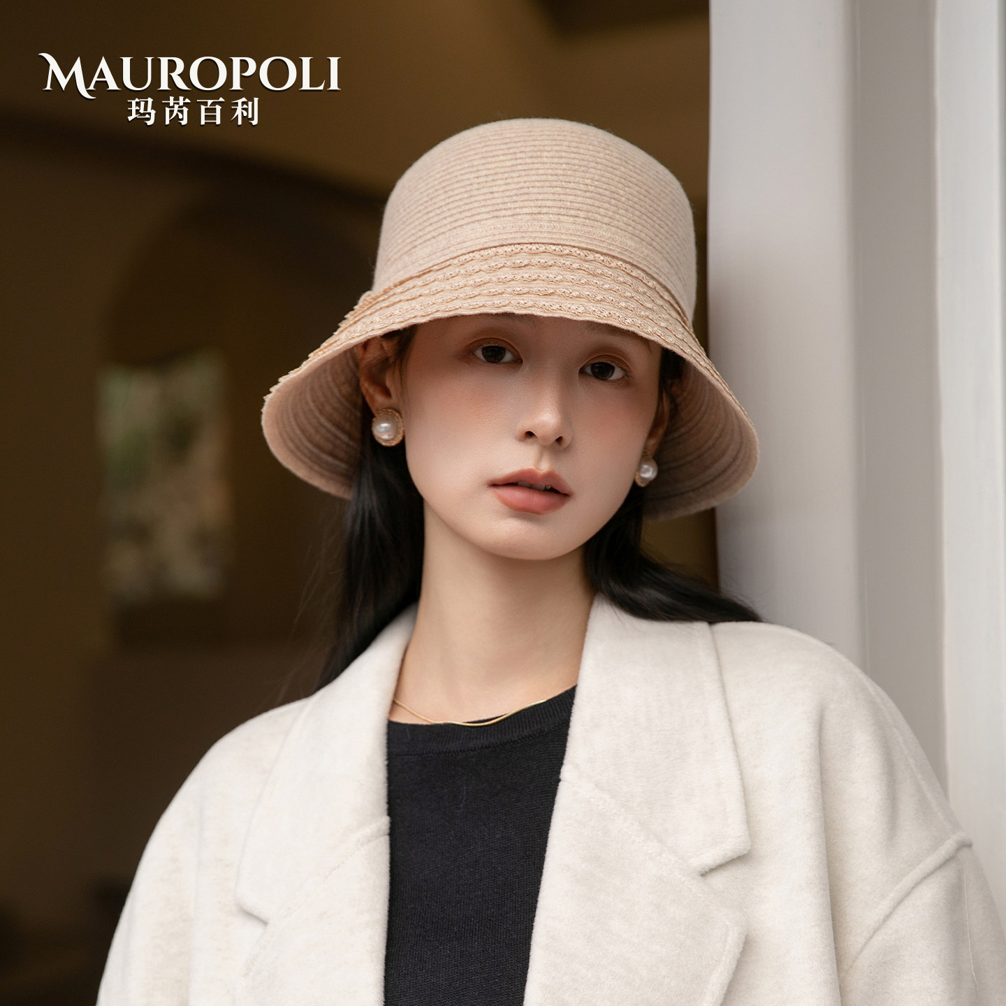 显脸小法式羊毛渔夫帽女优雅盆帽