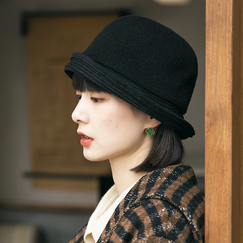 羊毛时尚风短檐卷边黑色遮阳帽