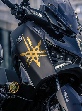 适用于雅马哈新款XMAX300贴纸