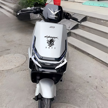 适用于雅迪冠能T35-M-D-H电动车头拉花大灯改装饰定风翼高达贴纸