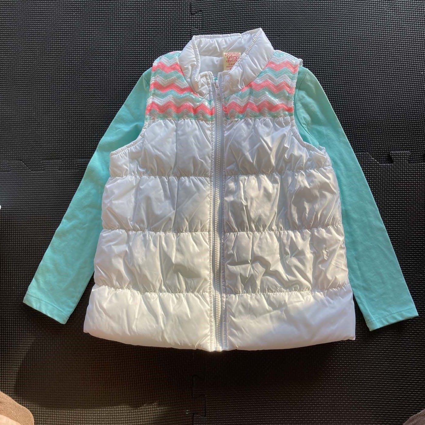 801瑕疵120高出口尾单儿童春秋季休闲套装女孩亮片马甲+绿打底T恤,童装/婴儿装/亲子装,羽绒马甲,淘宝优惠券,粉丝福利购,淘宝优惠卷