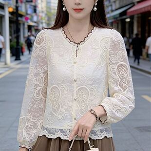 新款 春季 韩版 衬衫 宽松蕾丝上衣 大码 洋气减龄花边领刺绣九分袖 女装
