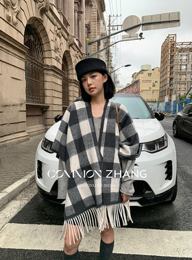 CZ ZHANG秋粗花呢复古格子流苏名媛披肩女保暖斗篷围巾 B49003-9