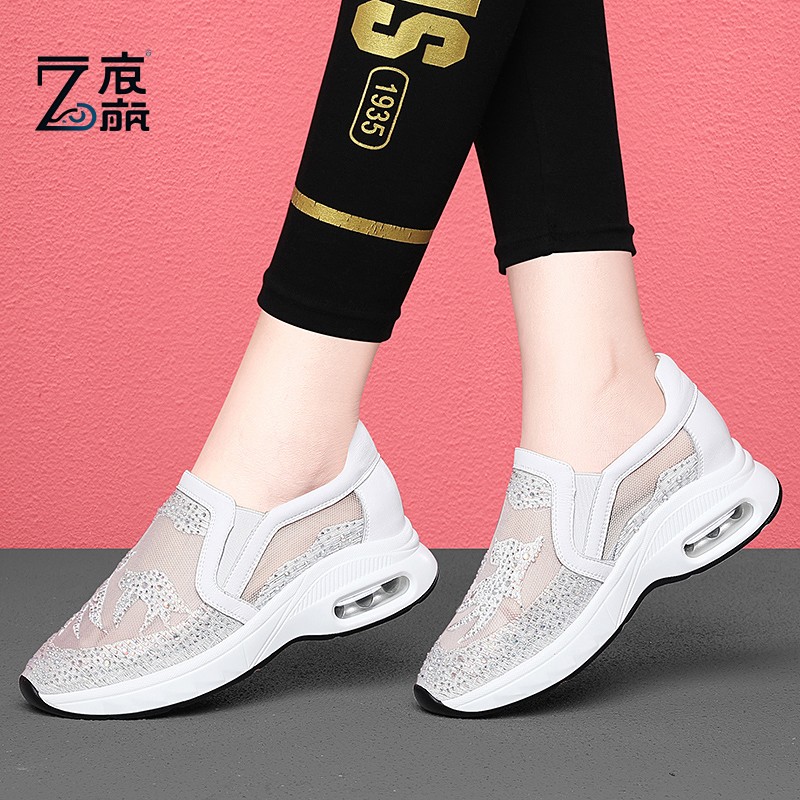 莆田纯原2025年新款跑步女鞋薄款单鞋女士坡跟休闲网纱网鞋网面透