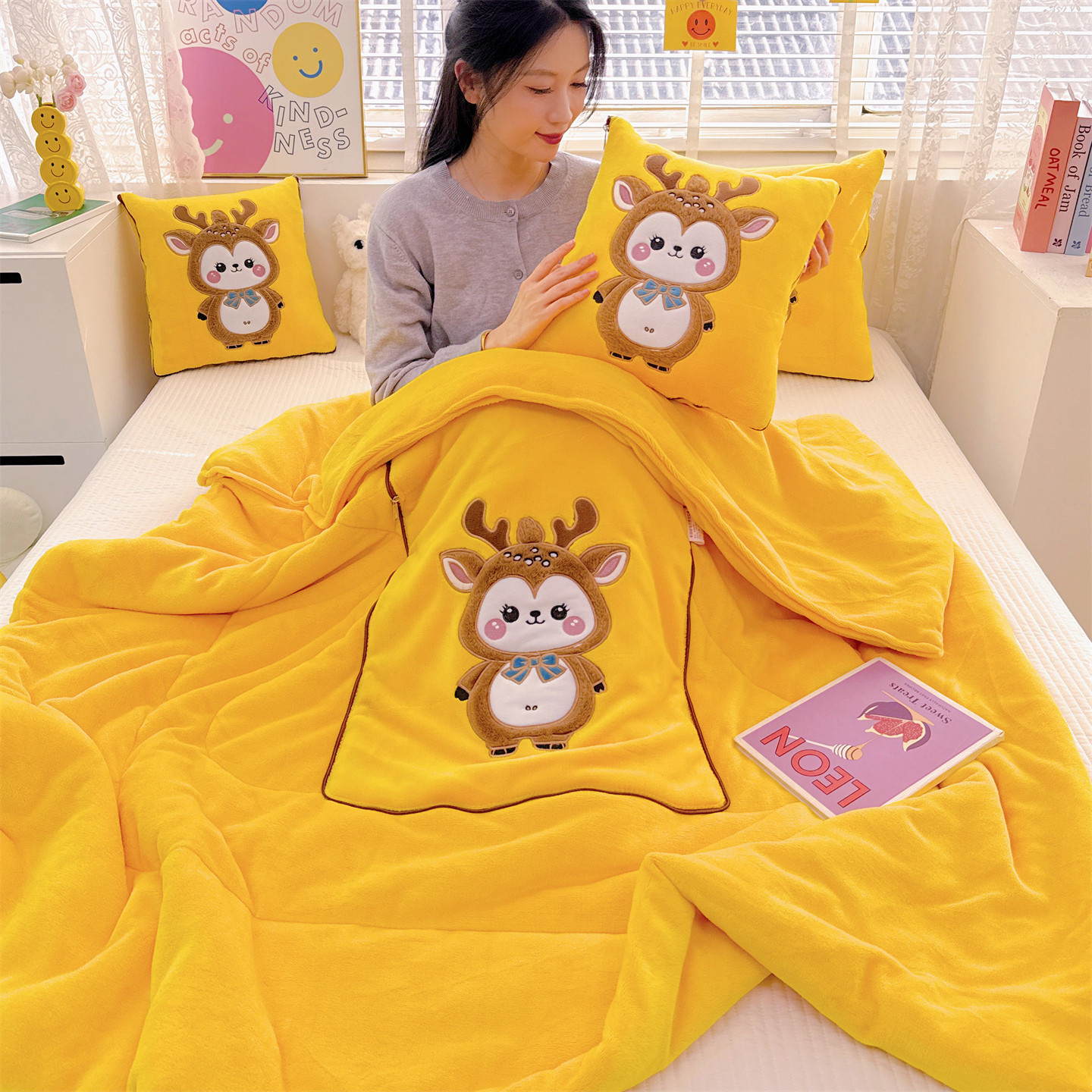 秋冬加厚抱枕被子两用牛奶绒圣诞鹿汽车靠垫办公室午睡二合一毛毯,居家布艺,抱枕被,淘宝优惠券,粉丝福利购,淘宝优惠卷