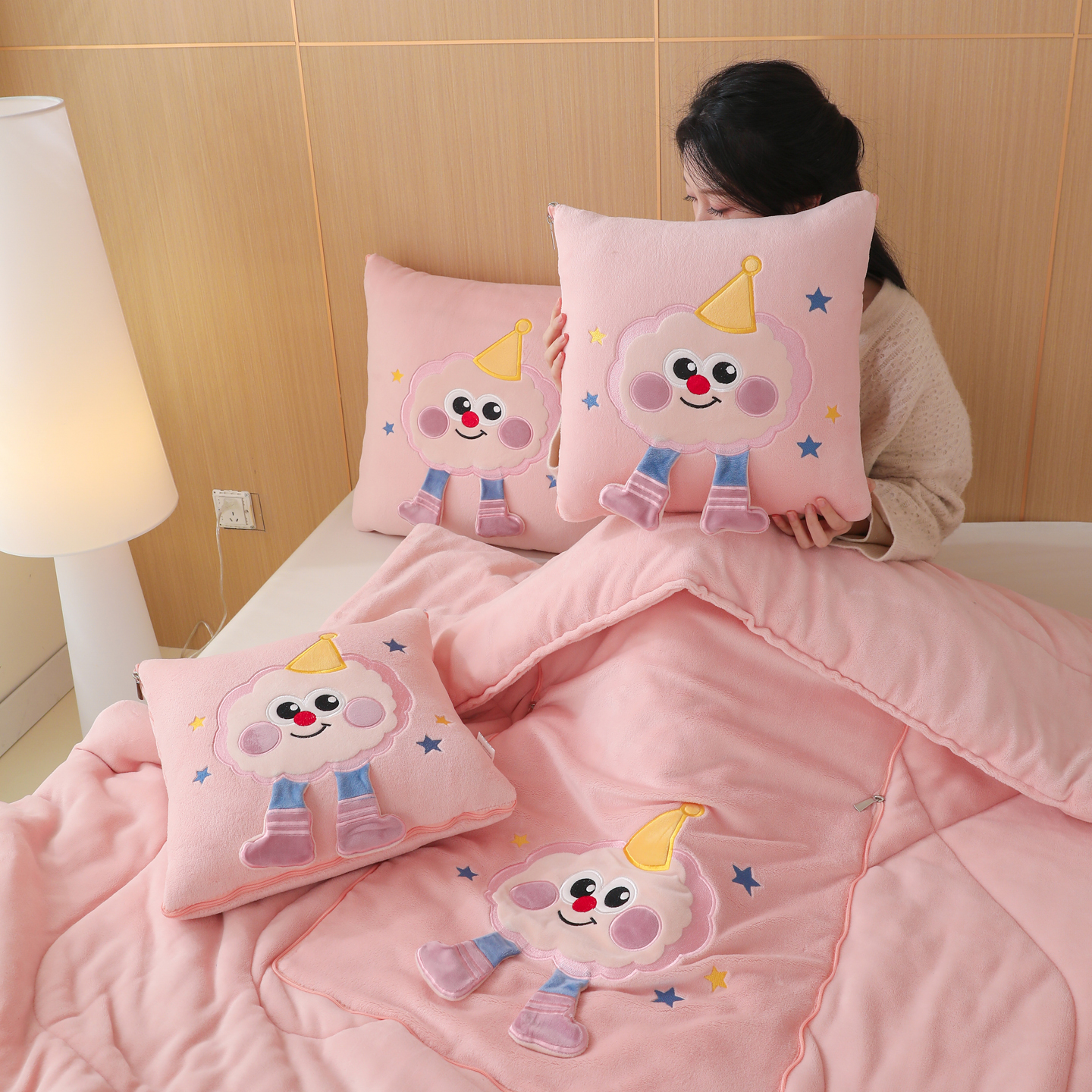 品质推荐款加厚两用抱枕被