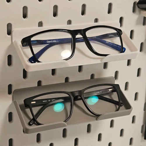 适用宜家SKADIS洞洞板配件 倾斜眼镜架多色可选 可改金属方孔圆孔