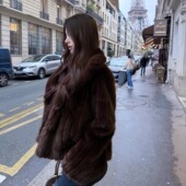 贵气感环保水貂 韩雨嘉 中古紫貂 大翻领双色毛尖工艺皮草外套