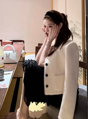 韩雨嘉【Palermo】20%羊毛 D家中古款经典织带小香风白色毛呢外套