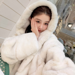 韩雨嘉【双色染珍珠白】100%进口雷克斯獭兔毛皮草女连帽兔毛外套