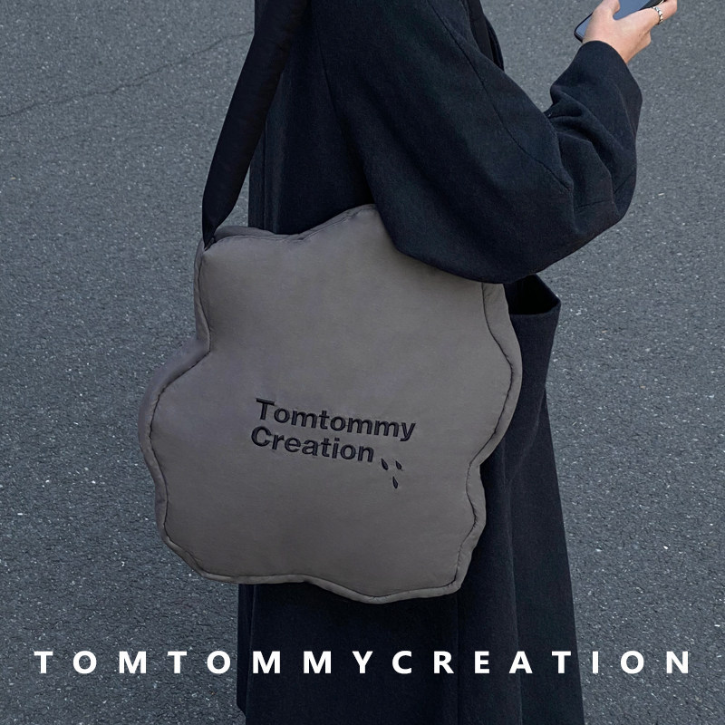 tomtommybag原创适用华为/联想/苹果笔记本电脑包macbookipad乌云