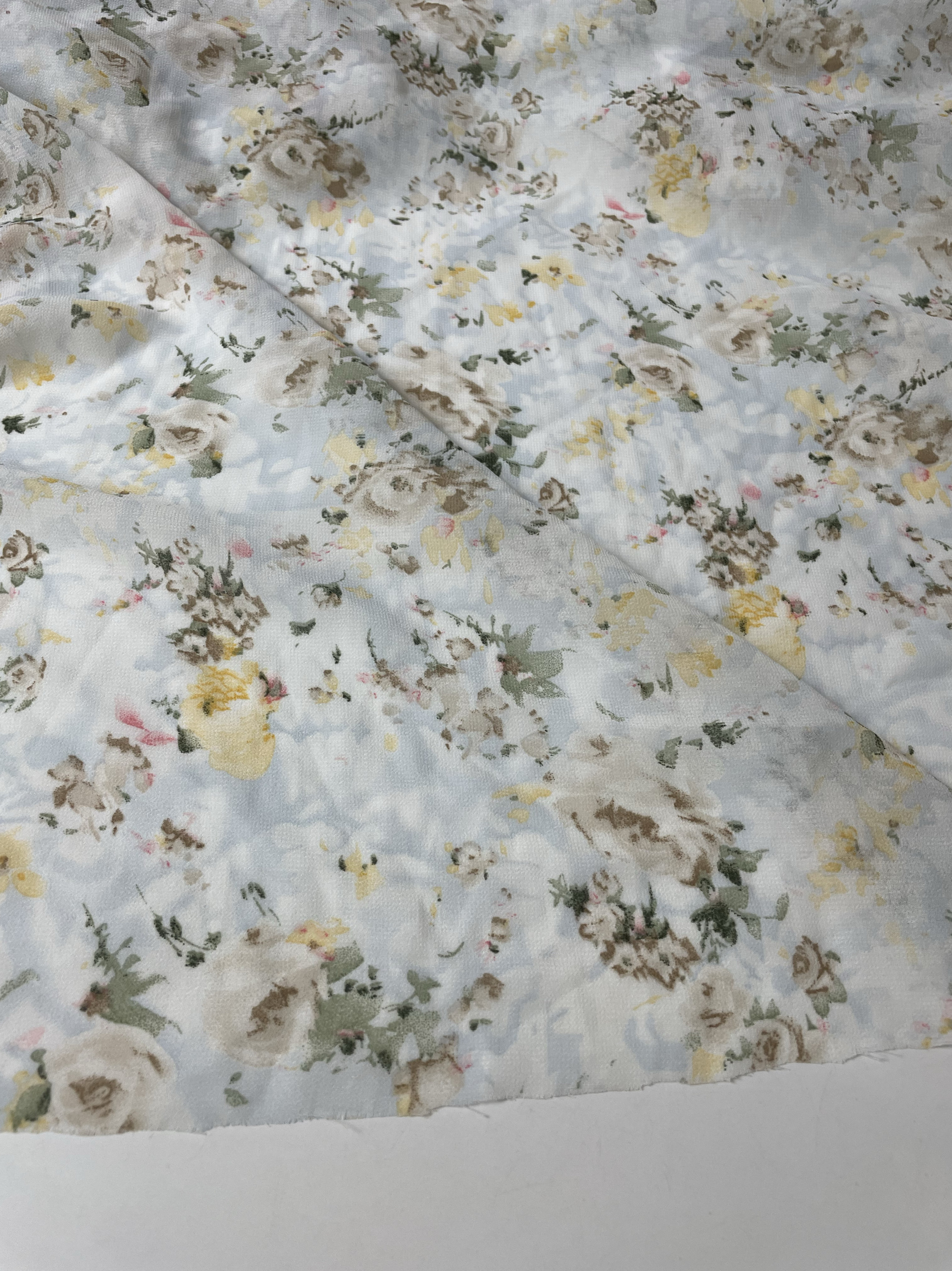 G635白底黄绿色印花透光雪纺布头 柔软垂坠透气连衣裙上衣diy面料