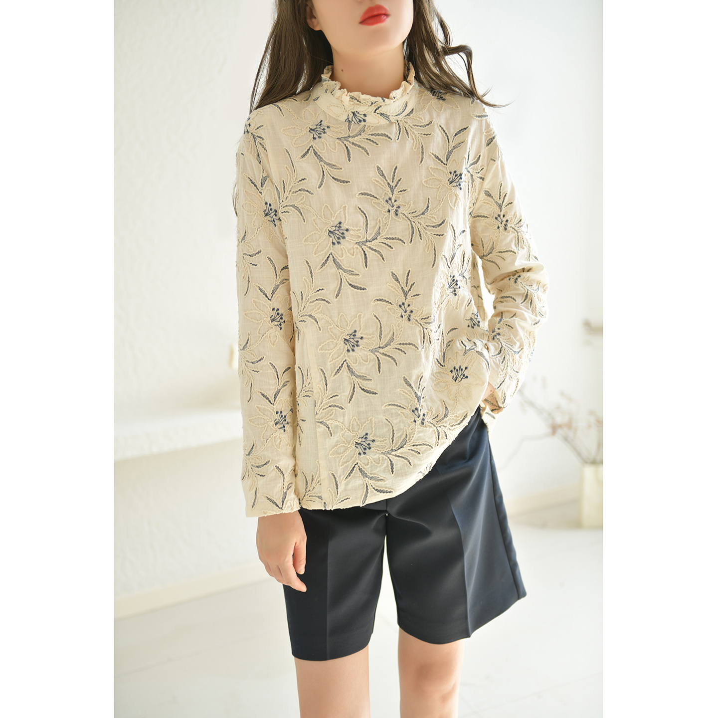 GESGOO法式刺绣木耳边立领衬衫