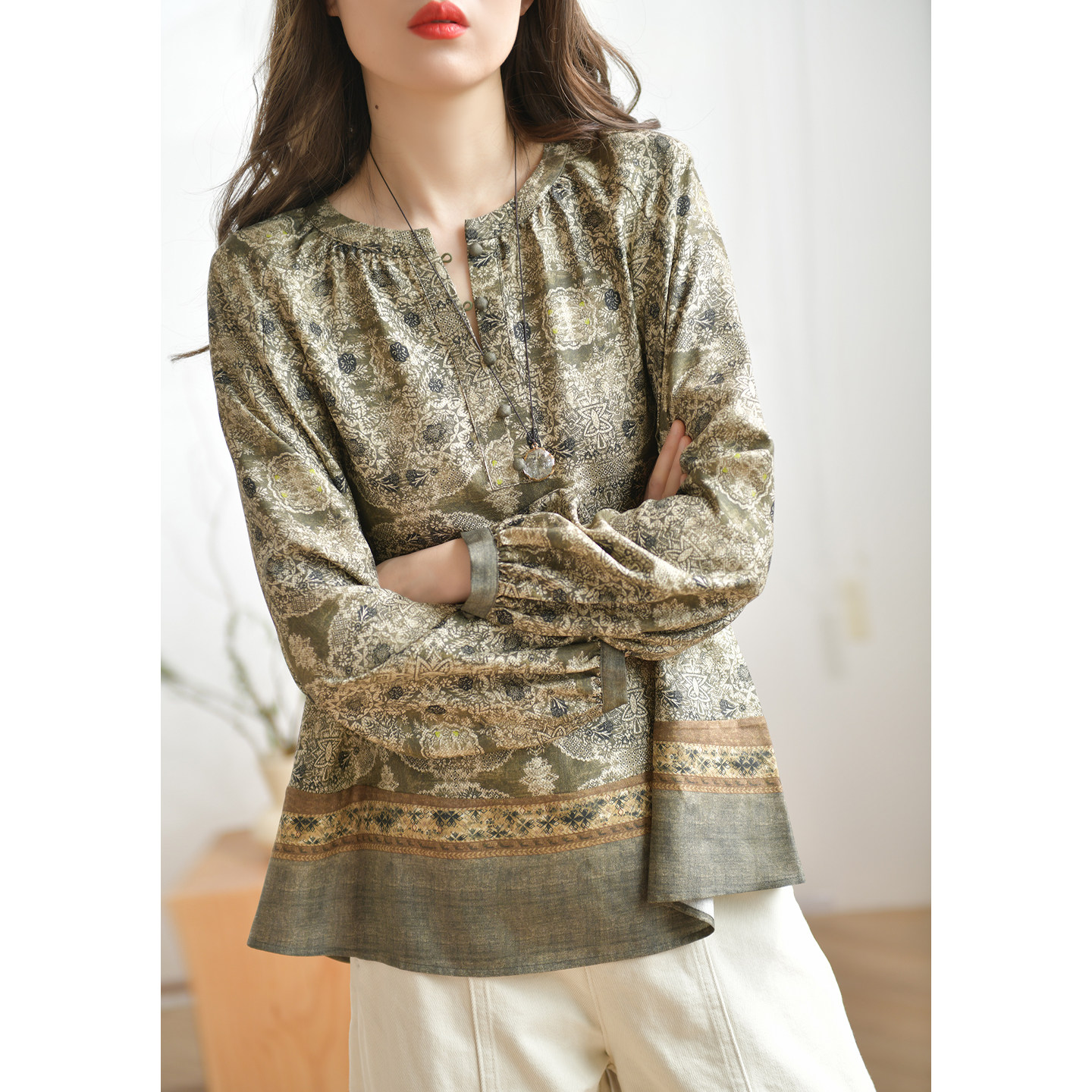 GESGOO宽松复古民族风提花真丝衬衫女春夏20姆米桑蚕丝半开襟上衣