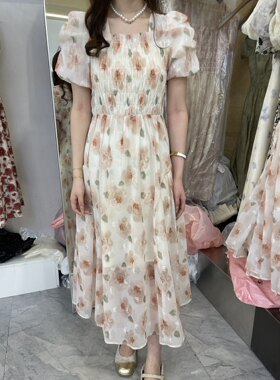 2026新款法式仙女温柔风长裙高级感小众设计气质碎花连衣裙子夏